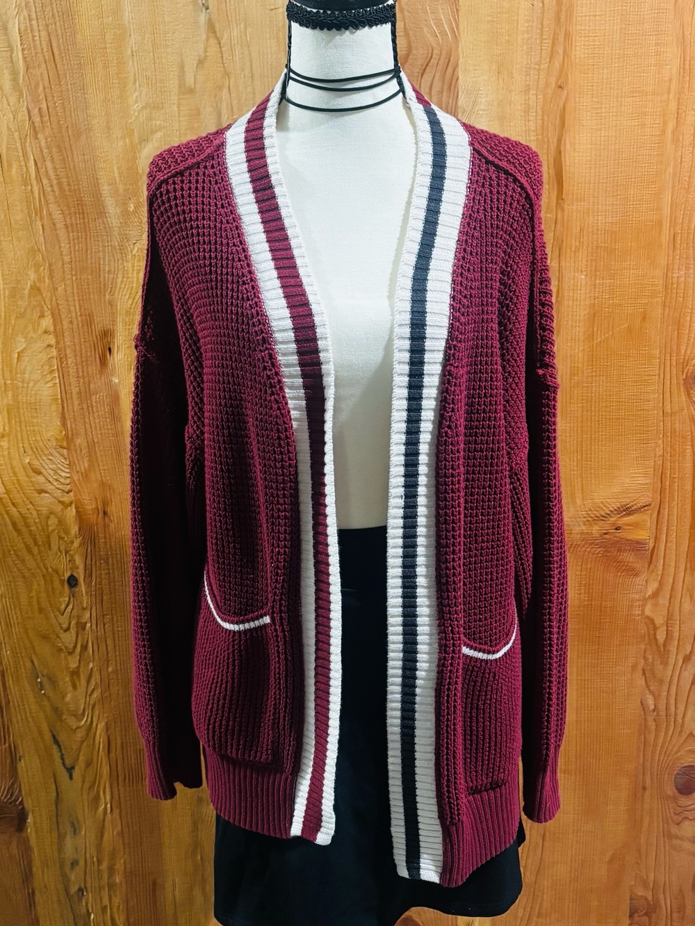 Universal Thread Burgundy Open-Front Cardigan with White and Gray Trim